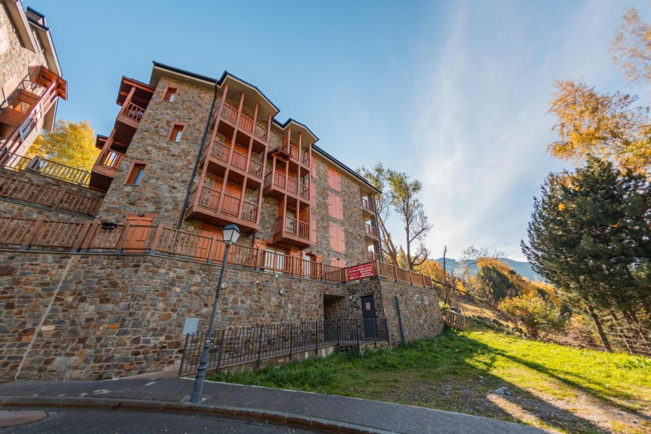 Naturaleza En Soldeu - Disfruta En Familia De Terraza Con Vistas - Parking Gratis Apartamento *