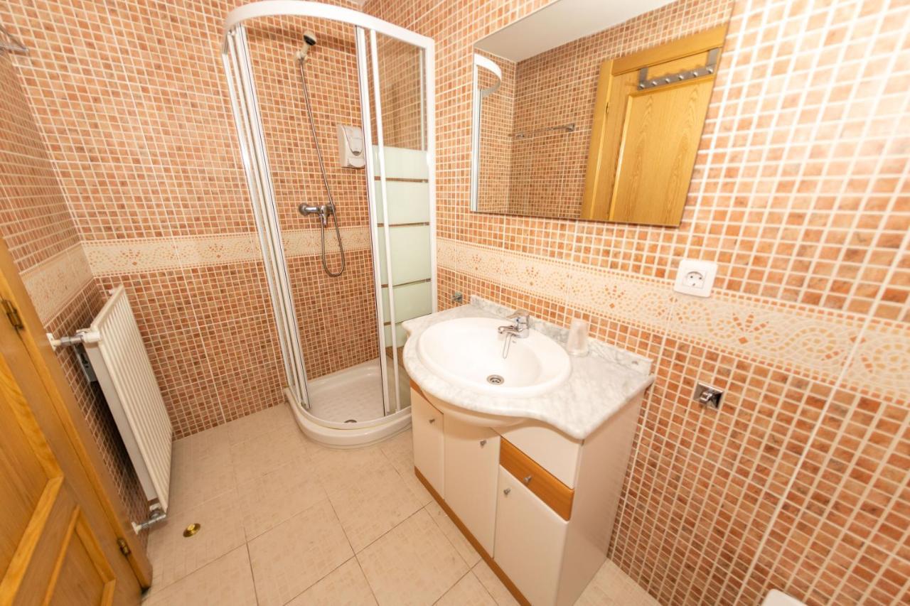 Naturaleza En Soldeu - Disfruta En Familia De Terraza Con Vistas - Parking Gratis Apartamento *