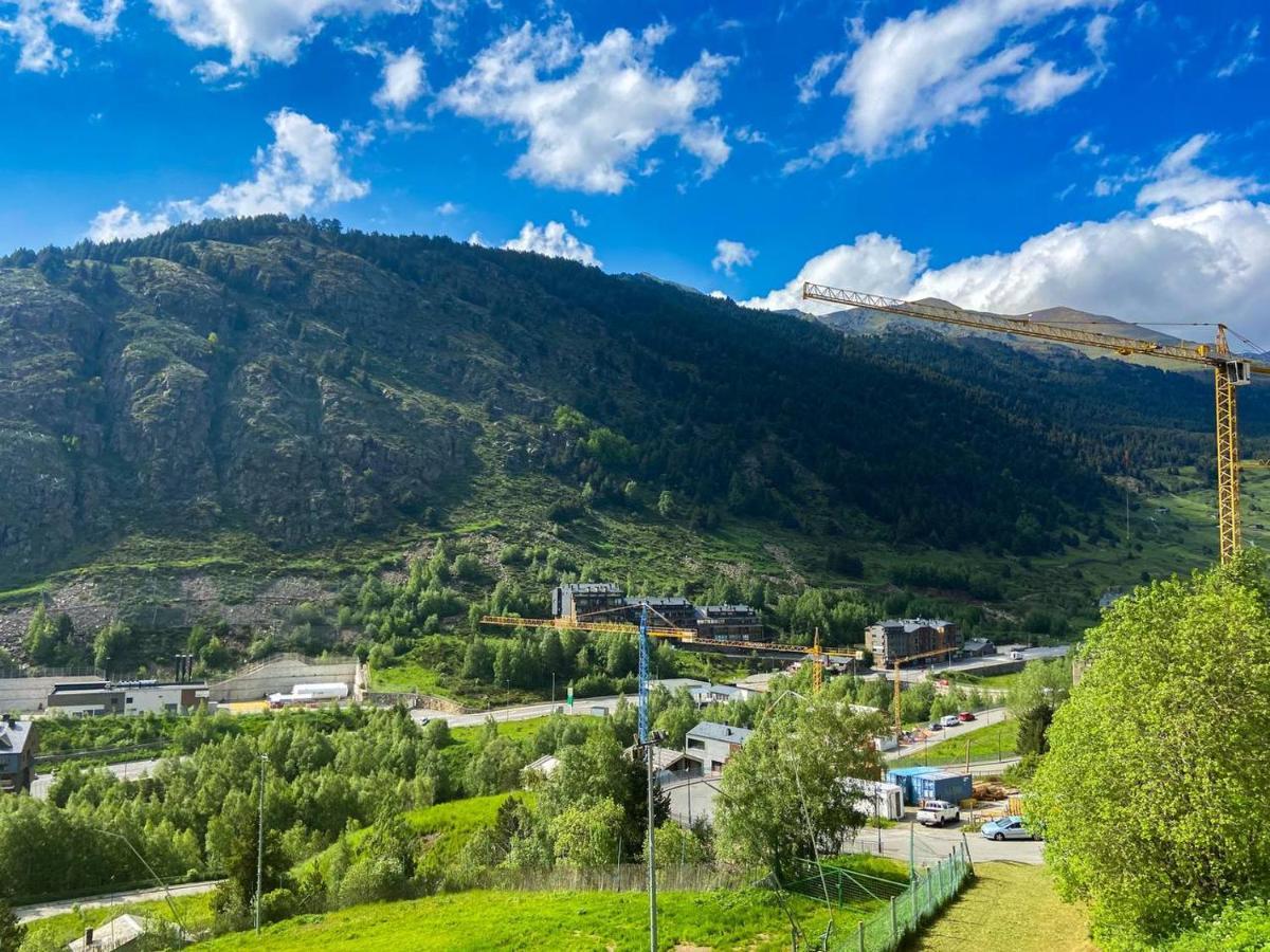 Naturaleza En Soldeu - Disfruta En Familia De Terraza Con Vistas - Parking Gratis Apartamento *